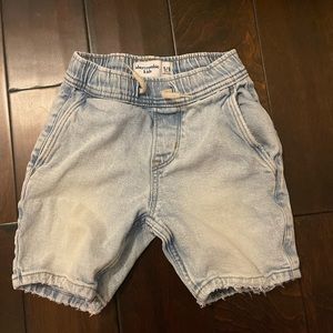 A&F kid denim shorts